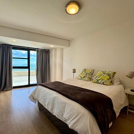 Loddey'S Self Catering Apartments - By Beach Collection Strand Exteriér fotografie