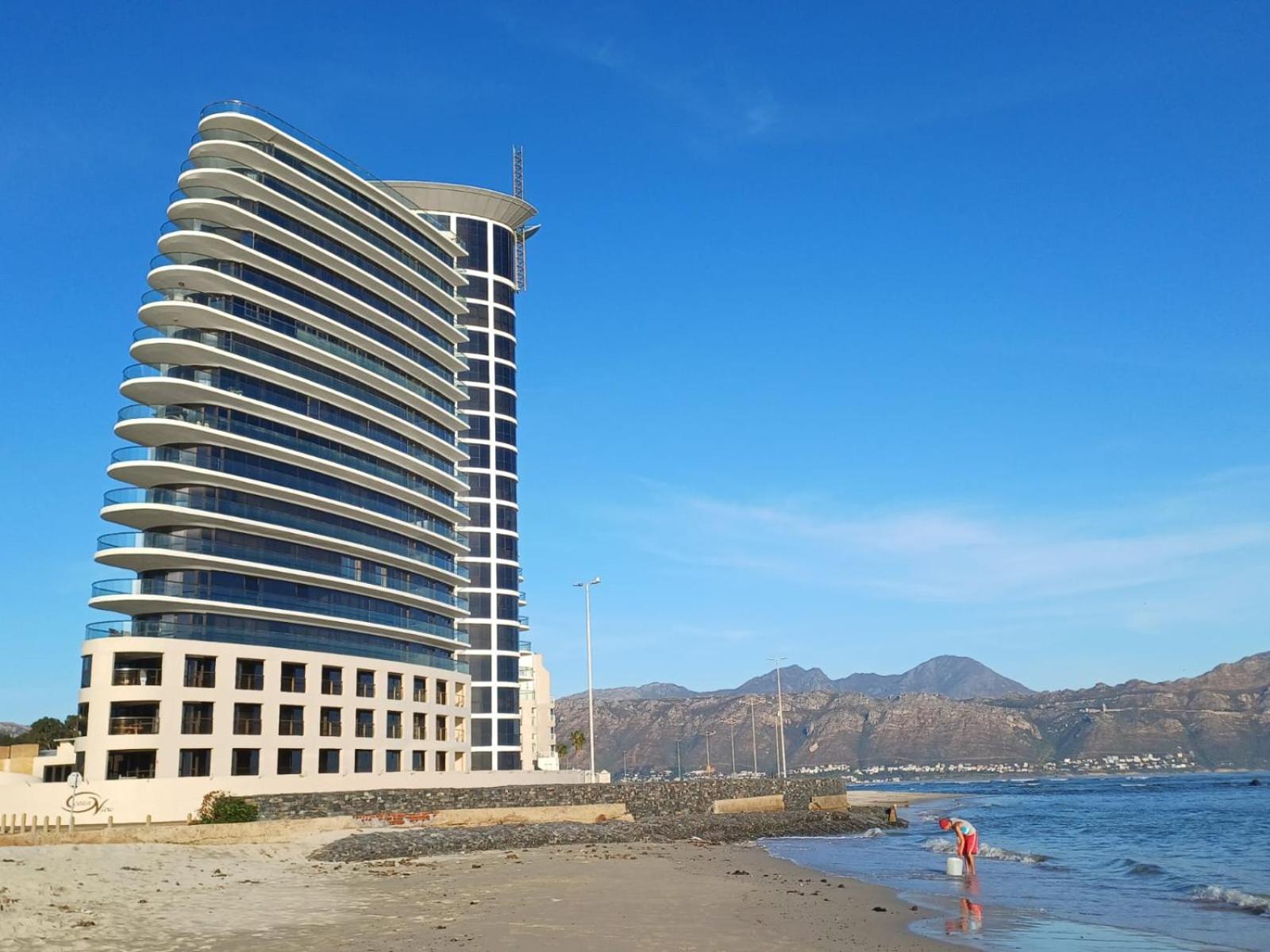 Loddey'S Self Catering Apartments - By Beach Collection Strand Exteriér fotografie