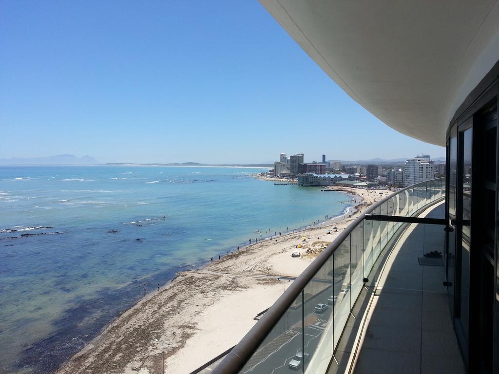 Loddey'S Self Catering Apartments - By Beach Collection Strand Pokoj fotografie